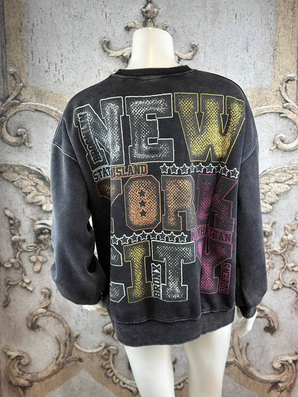 DONALD NEW YORK SWEATSHIRT IN SCHWARZ